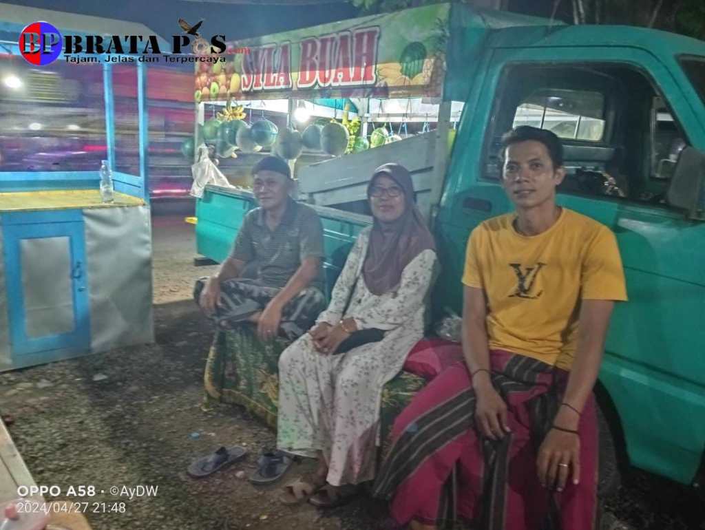 Ibu RT Penjual Buah di Pasar Paiton, Sosok Gigih Perjuangkan Warganya