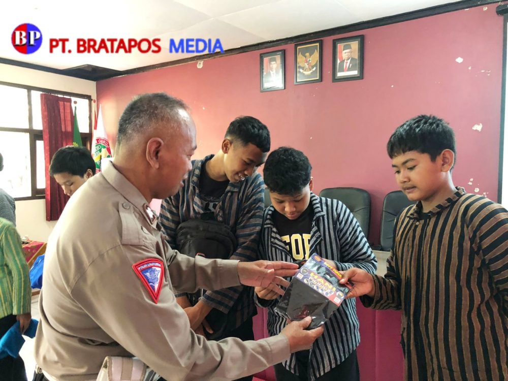 Police Go To School, Ajarkan Tata Cara Dan Etika Berlalu Lintas Sejak Dini Pada Pelajar