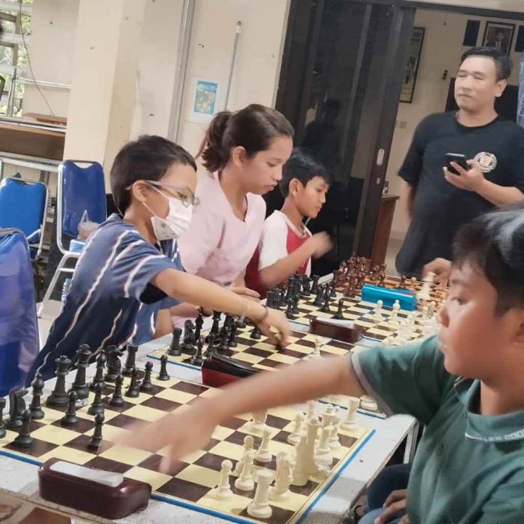 Benteng Tugu Legok Chess Club Gelar Halal Bihalal Dan Pertandingan Catur Junior